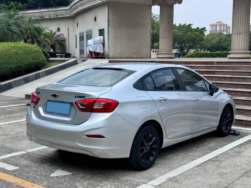 2018 Chevrolet Cruze 1.5L 114HP L4 6AT,autocango,china used car exporter,china ev exporter,chinese used car exporter,chinese used ev exporter
