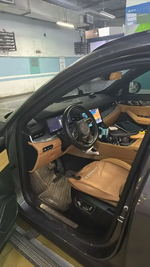 2023 LYNK&CO 09 EM-P 2.0T 254HP L4 3DHT PHEV 40.1KWH,autocango,china used car exporter,china ev exporter,chinese used car exporter,chinese used ev exporter