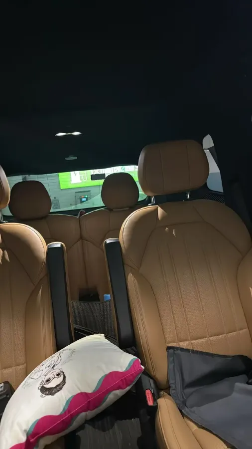 2023 LYNK&CO 09 EM-P 2.0T 254HP L4 3DHT PHEV 40.1KWH,autocango,china used car exporter,china ev exporter,chinese used car exporter,chinese used ev exporter