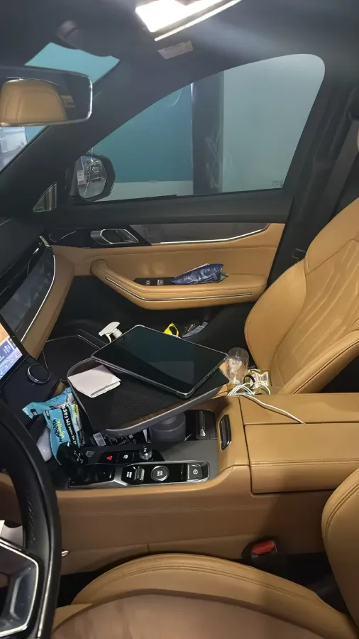 2023 LYNK&CO 09 EM-P 2.0T 254HP L4 3DHT PHEV 40.1KWH,autocango,china used car exporter,china ev exporter,chinese used car exporter,chinese used ev exporter