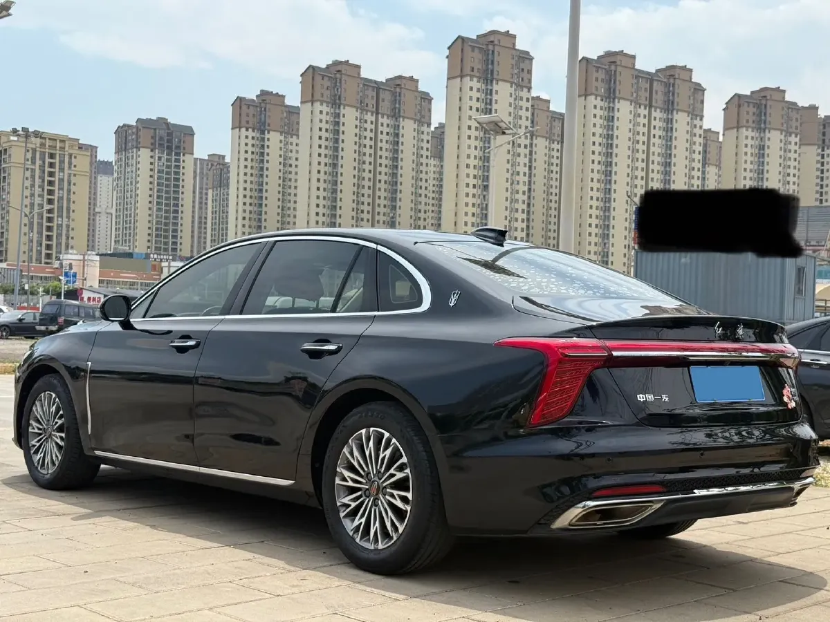 2023 HongQi H5 1.8T 197HP L4 8AT,autocango,china used car exporter,china ev exporter,chinese used car exporter,chinese used ev exporter