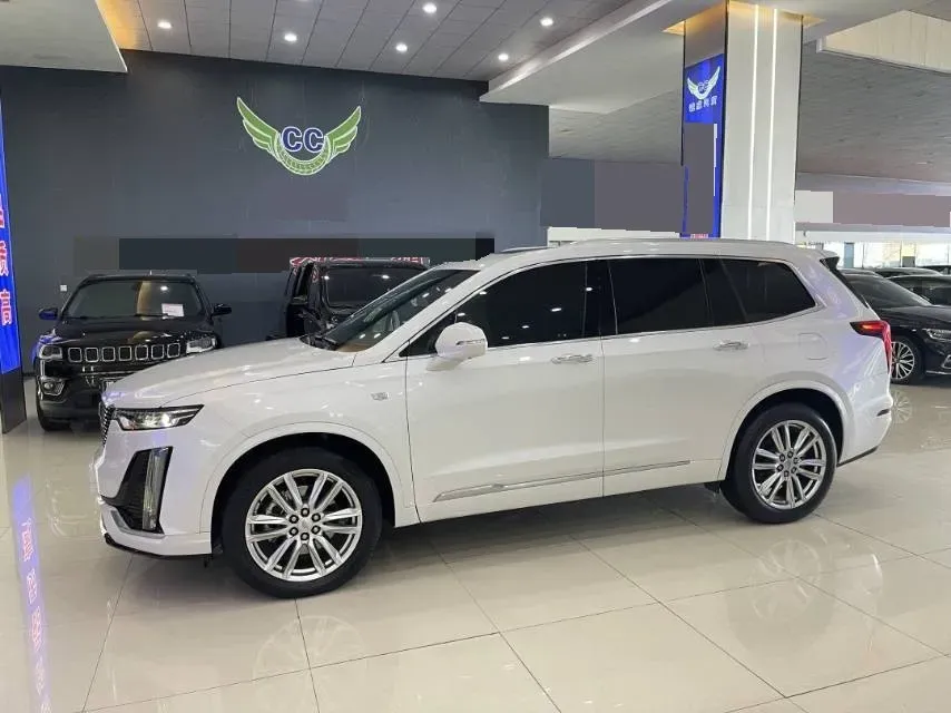 2022 Cadillac XT6 2.0T 237HP L4 9AT,autocango,china used car exporter,china ev exporter,chinese used car exporter,chinese used ev exporter