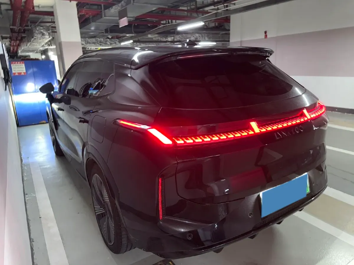 2023 LYNK&CO 08 EM-P 1.5T 163HP L4 3DHT PHEV 39.6KWH,autocango,china used car exporter,china ev exporter,chinese used car exporter,chinese used ev exporter