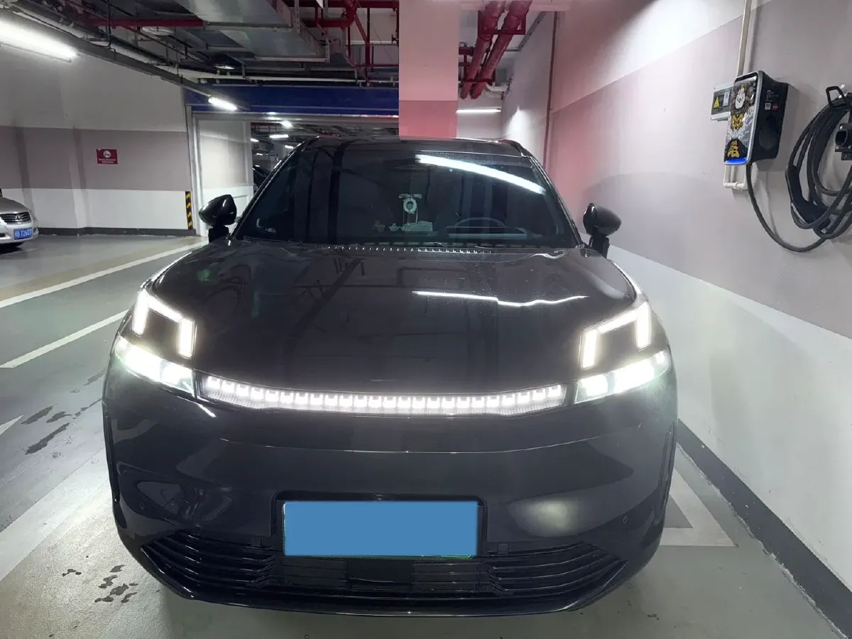 2023 LYNK&CO 08 EM-P 1.5T 163HP L4 3DHT PHEV 39.6KWH,autocango,china used car exporter,china ev exporter,chinese used car exporter,chinese used ev exporter