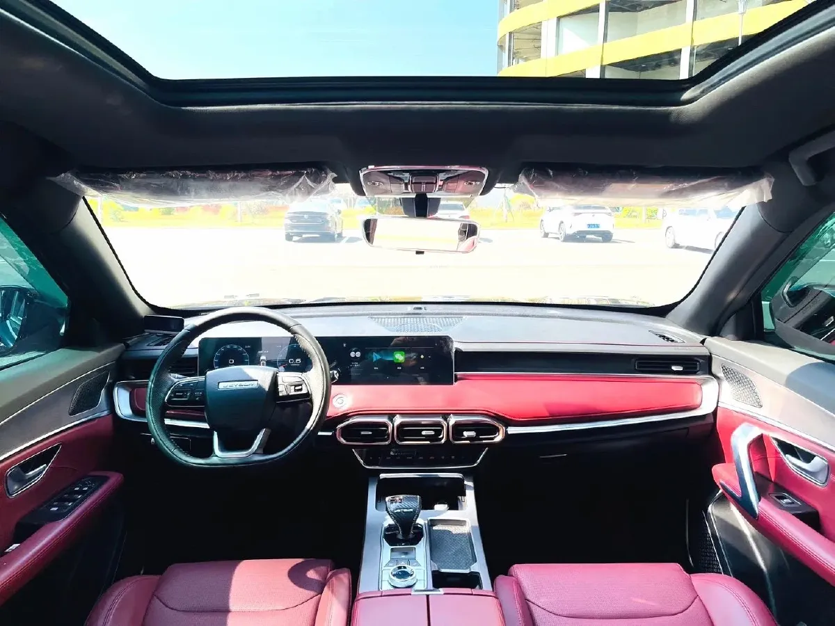 2023 Jetour X70 Plus 1.5T 156HP L4 6MT,autocango,china used car exporter,china ev exporter,chinese used car exporter,chinese used ev exporter