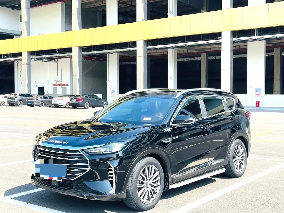 2023 Jetour X70 Plus 1.5T 156HP L4 6MT,autocango,china used car exporter,china ev exporter,chinese used car exporter,chinese used ev exporter