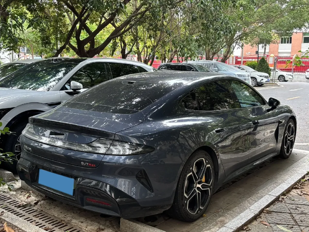 2024 MI SU7 BEV 101KWH,autocango,china used car exporter,china ev exporter,chinese used car exporter,chinese used ev exporter