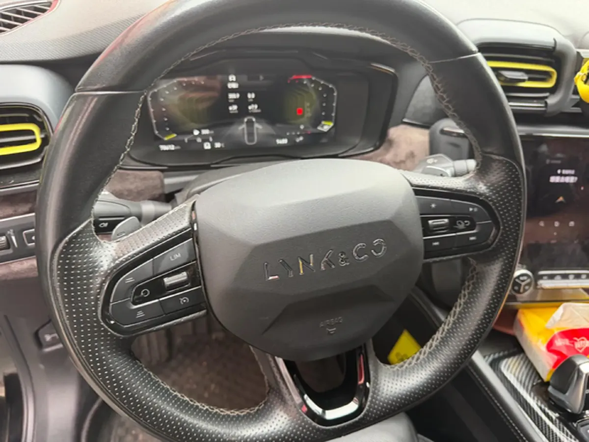 2022 LYNK&CO 03 2.0T 190HP L4 7DCT,autocango,china used car exporter,china ev exporter,chinese used car exporter,chinese used ev exporter