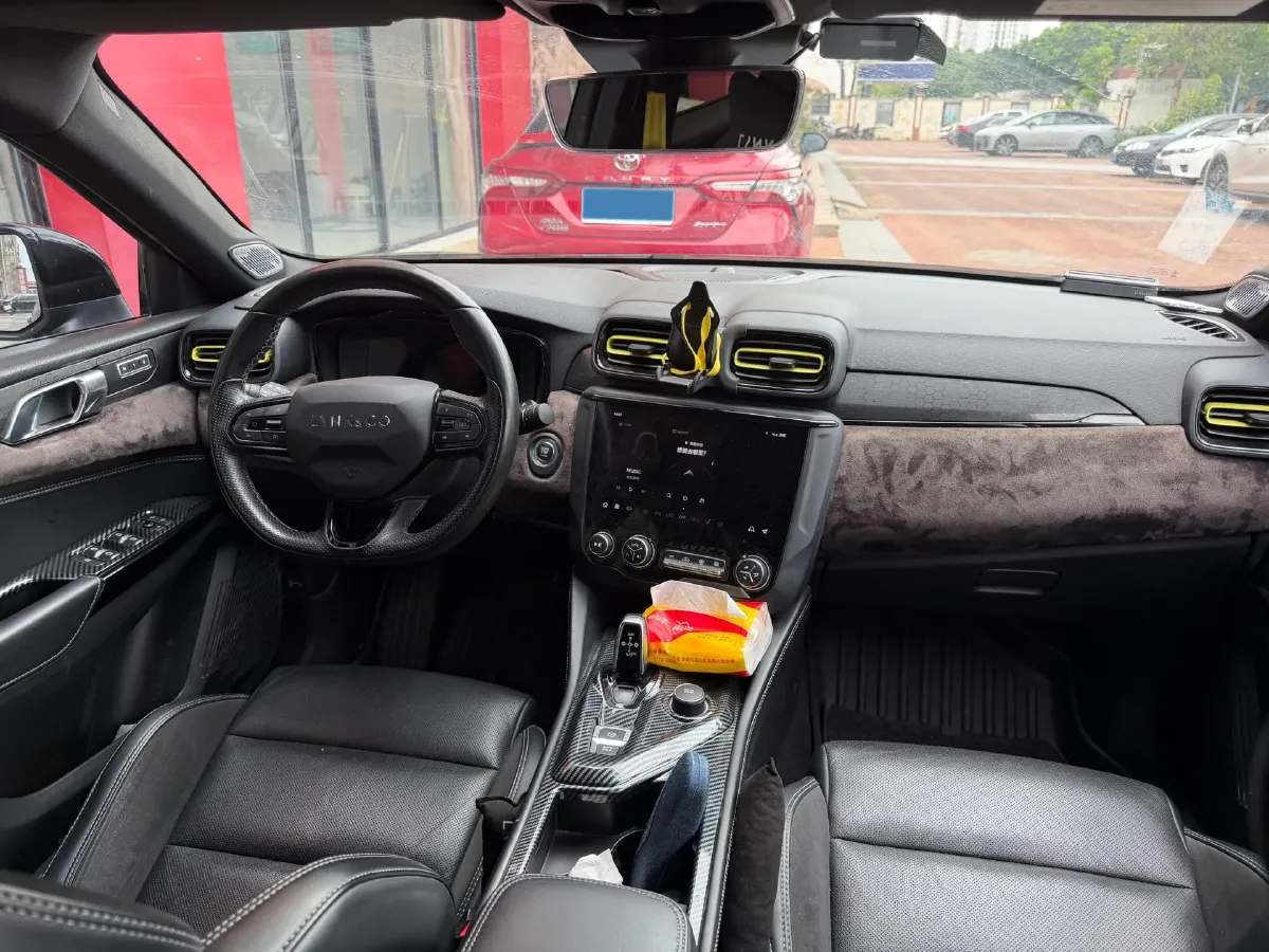 2022 LYNK&CO 03 2.0T 190HP L4 7DCT,autocango,china used car exporter,china ev exporter,chinese used car exporter,chinese used ev exporter