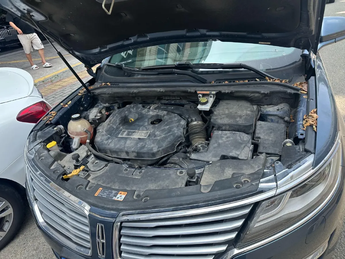 2017 Lincoln MKC 2.0T 203HP L4 6AT,autocango,china used car exporter,china ev exporter,chinese used car exporter,chinese used ev exporter