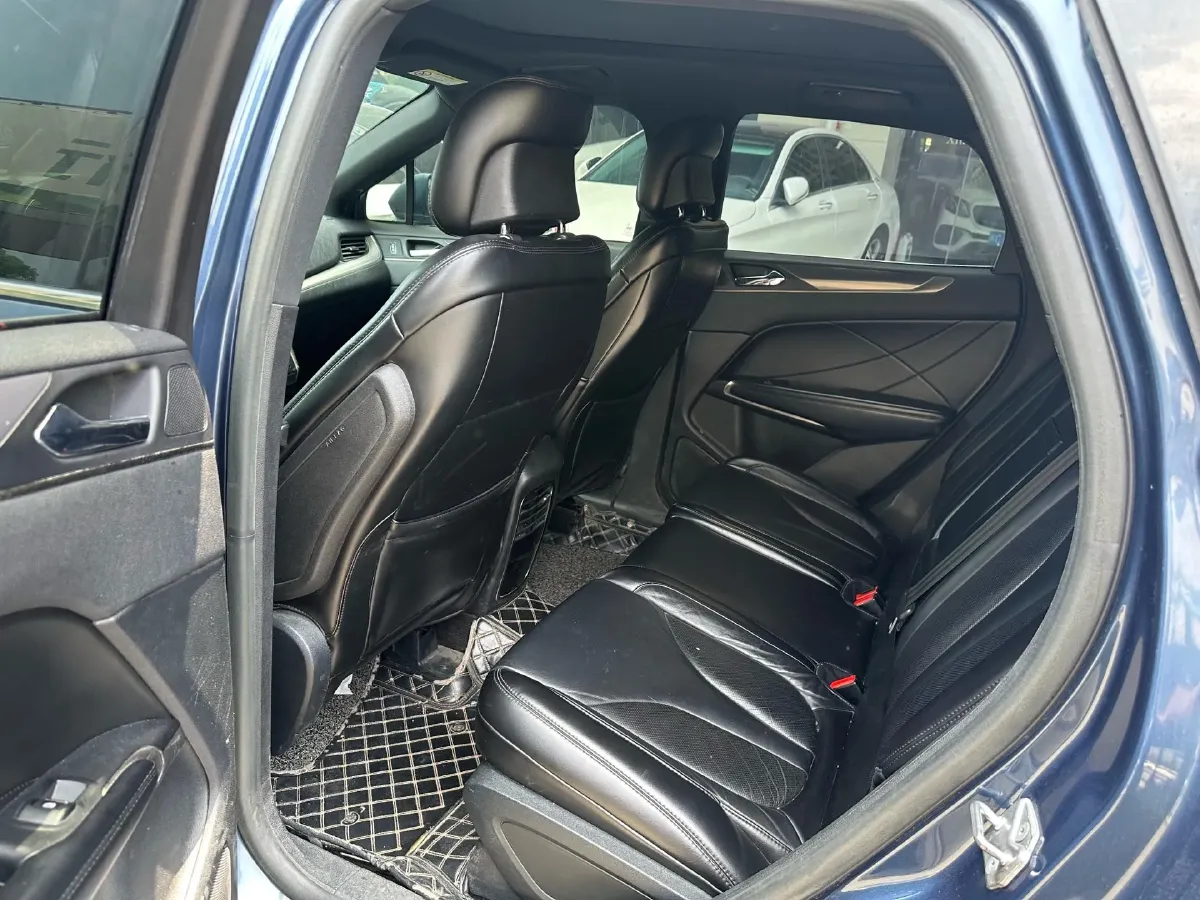 2017 Lincoln MKC 2.0T 203HP L4 6AT,autocango,china used car exporter,china ev exporter,chinese used car exporter,chinese used ev exporter