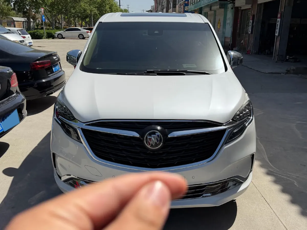2020 Buick GL8 2.0T 237HP L4 9AT,autocango,china used car exporter,china ev exporter,chinese used car exporter,chinese used ev exporter