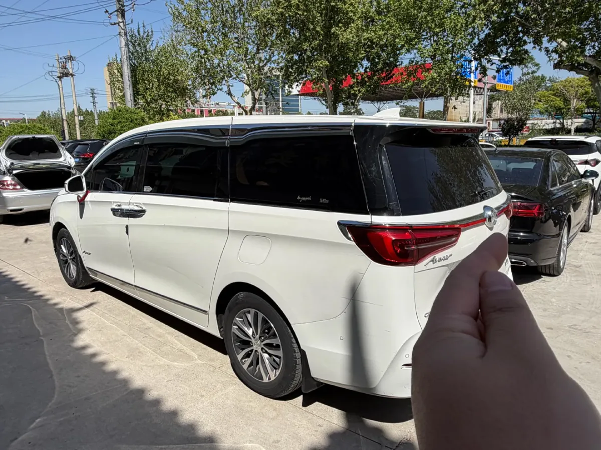 2020 Buick GL8 2.0T 237HP L4 9AT,autocango,china used car exporter,china ev exporter,chinese used car exporter,chinese used ev exporter