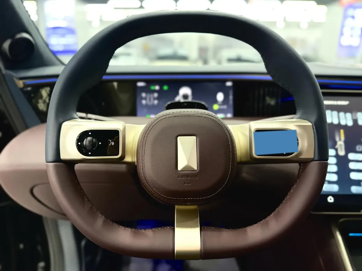 2025 Avatr 11 1.5T 156HP L4 REEV,autocango,china used car exporter,china ev exporter,chinese used car exporter,chinese used ev exporter