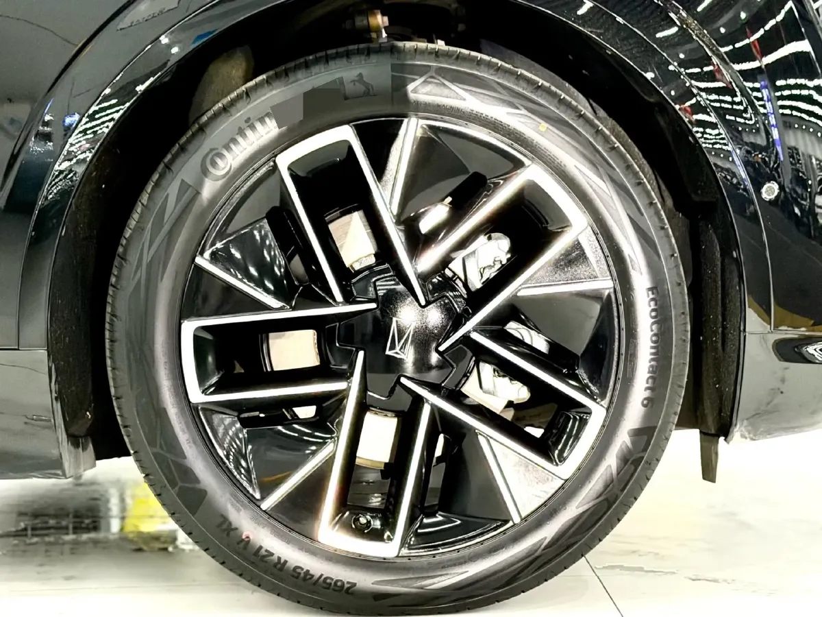 2025 Avatr 11 1.5T 156HP L4 REEV,autocango,china used car exporter,china ev exporter,chinese used car exporter,chinese used ev exporter