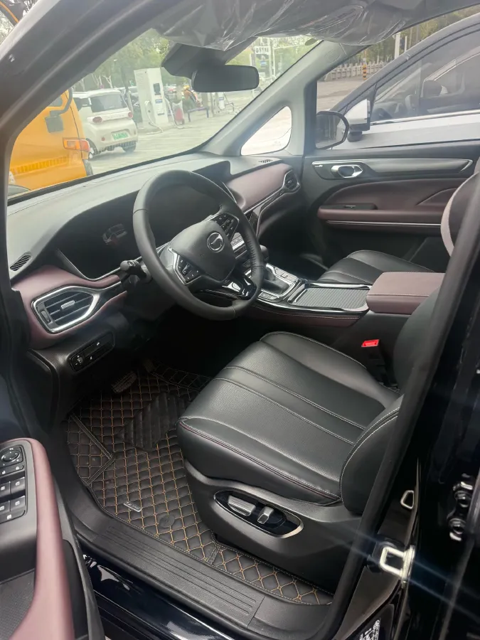 2023 GAC Trumpchi M6 1.5T 177HP L4 7DCT,autocango,china used car exporter,china ev exporter,chinese used car exporter,chinese used ev exporter