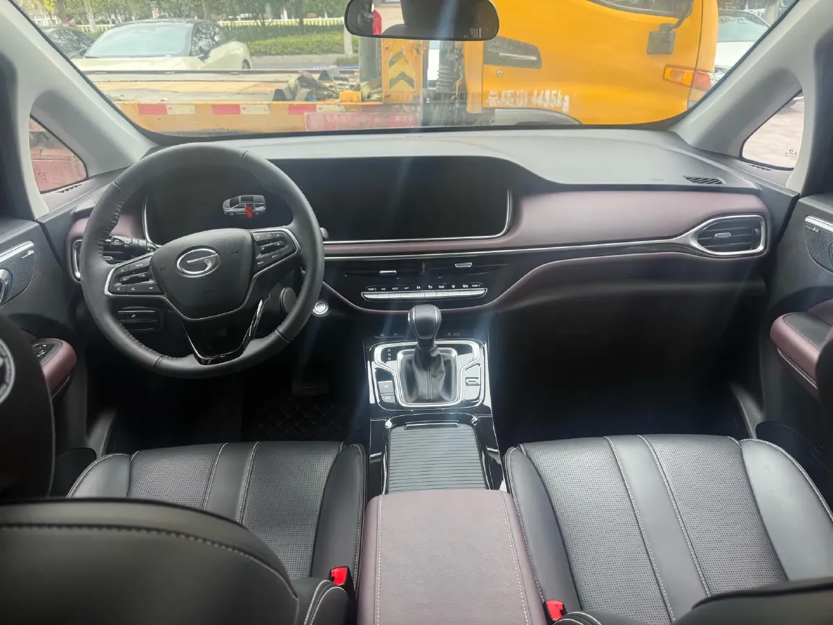 2023 GAC Trumpchi M6 1.5T 177HP L4 7DCT,autocango,china used car exporter,china ev exporter,chinese used car exporter,chinese used ev exporter