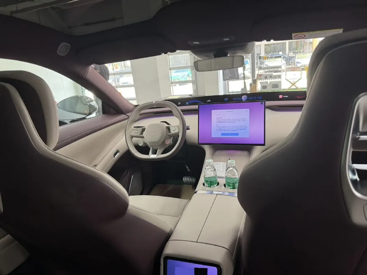 2025 MI YU7 BEV 96.3KWH,autocango,china used car exporter,china ev exporter,chinese used car exporter,chinese used ev exporter