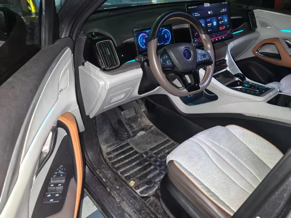 2022 Geely JiaJi 1.5T 177HP L3 7DCT PHEV 15.5KWH,autocango,china used car exporter,china ev exporter,chinese used car exporter,chinese used ev exporter