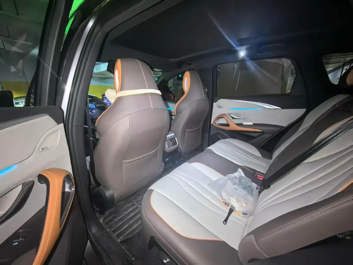 2022 Geely JiaJi 1.5T 177HP L3 7DCT PHEV 15.5KWH,autocango,china used car exporter,china ev exporter,chinese used car exporter,chinese used ev exporter