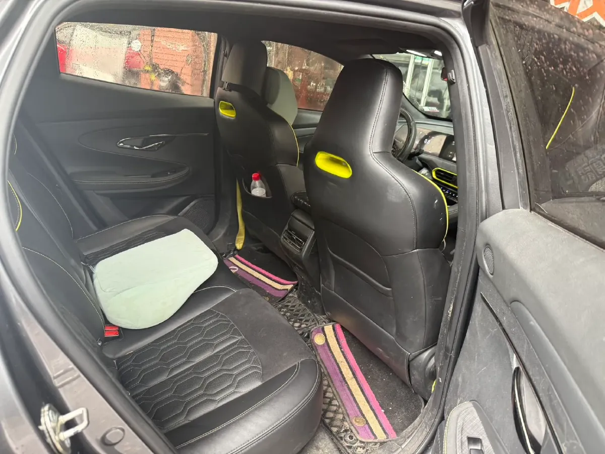 2022 ChangAn UNI-T 1.5T 188HP L4 7DCT,autocango,china used car exporter,china ev exporter,chinese used car exporter,chinese used ev exporter