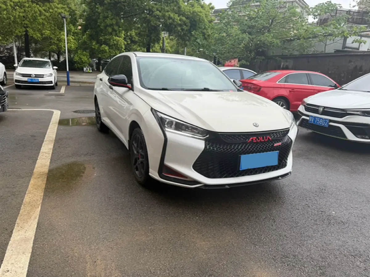 2021 DongFeng Aeolus YiXuan 1.5T 150HP L4 6DCT,autocango,china used car exporter,china ev exporter,chinese used car exporter,chinese used ev exporter