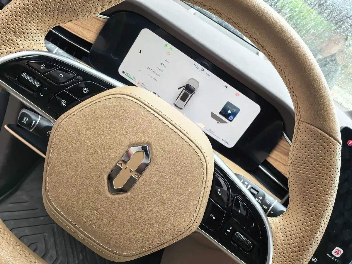 2024 AITO AITO M7 1.5T 152HP L4 REEV 40KWH,autocango,china used car exporter,china ev exporter,chinese used car exporter,chinese used ev exporter