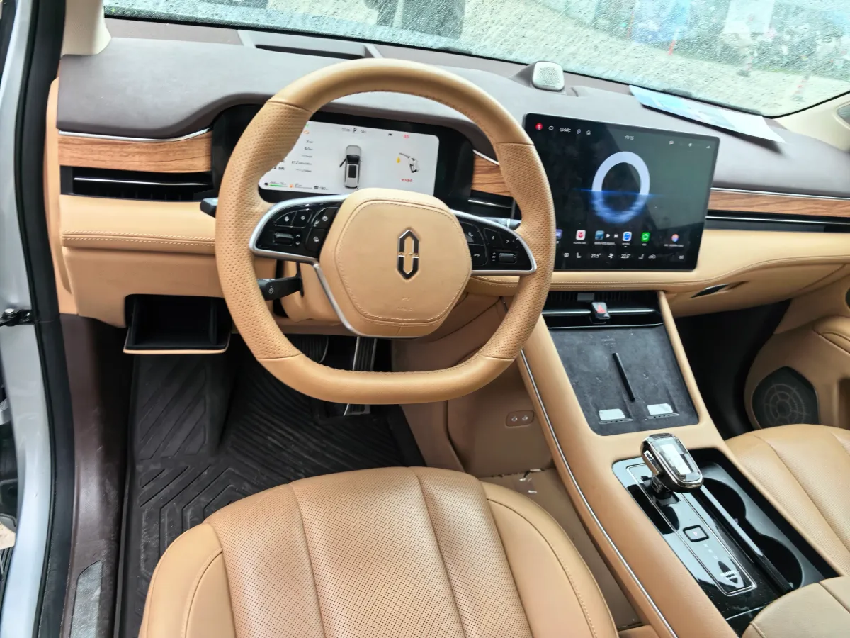 2024 AITO AITO M7 1.5T 152HP L4 REEV 40KWH,autocango,china used car exporter,china ev exporter,chinese used car exporter,chinese used ev exporter