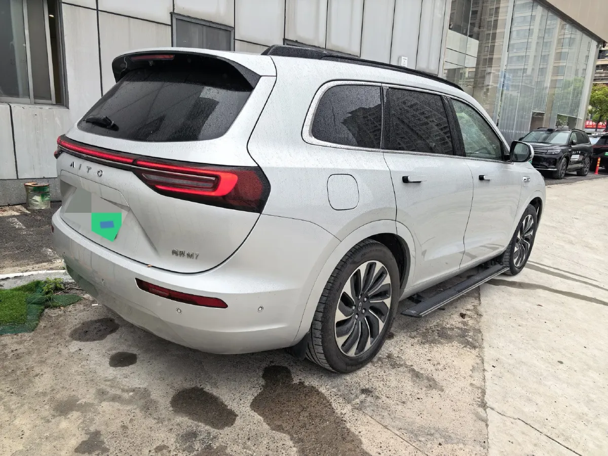 2024 AITO AITO M7 1.5T 152HP L4 REEV 40KWH,autocango,china used car exporter,china ev exporter,chinese used car exporter,chinese used ev exporter