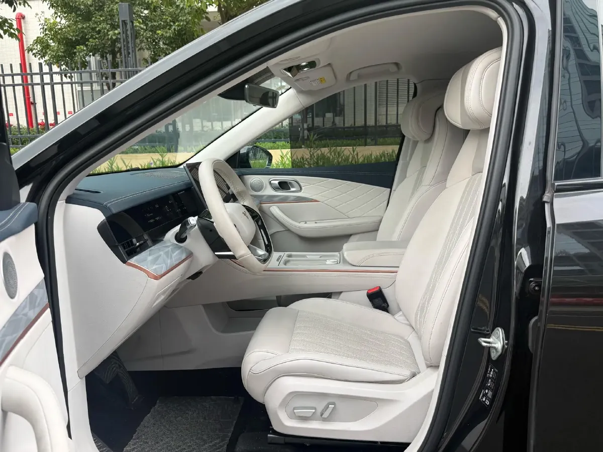 2024 Neta L 1.5L 91HP L4 REEV 40KWH,autocango,china used car exporter,china ev exporter,chinese used car exporter,chinese used ev exporter