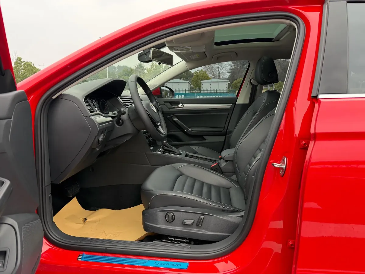 2019 Volkswagen Passat 1.4T 150HP L4 7DCT,autocango,china used car exporter,china ev exporter,chinese used car exporter,chinese used ev exporter