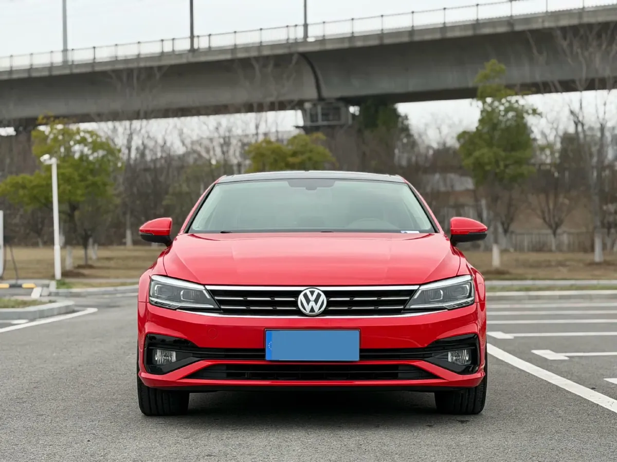 2019 Volkswagen Passat 1.4T 150HP L4 7DCT,autocango,china used car exporter,china ev exporter,chinese used car exporter,chinese used ev exporter