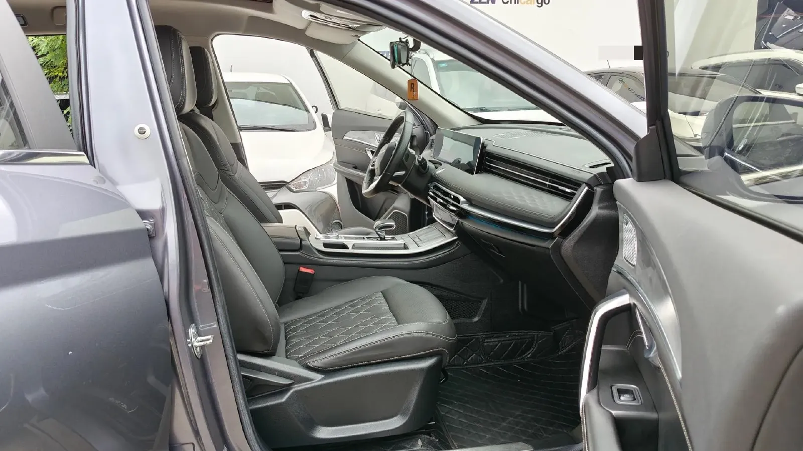 2023 Jetour X70 Plus 1.6T 197HP L4 7DCT,autocango,china used car exporter,china ev exporter,chinese used car exporter,chinese used ev exporter