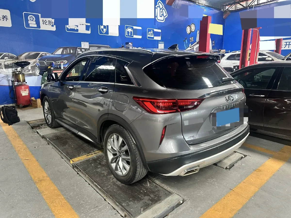 2020 Infiniti QX50 2.0T 272HP L4 CVT,autocango,china used car exporter,china ev exporter,chinese used car exporter,chinese used ev exporter