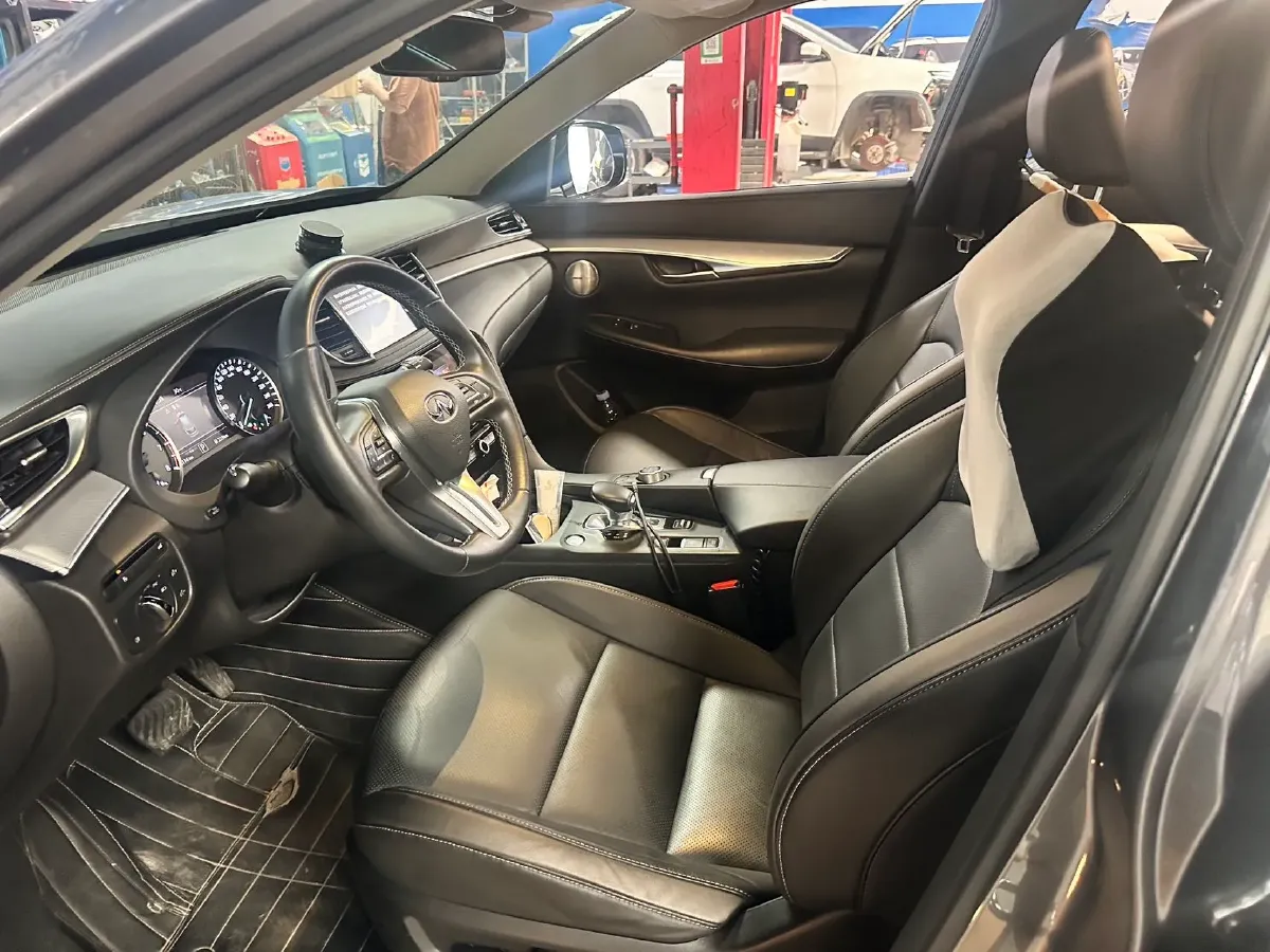 2020 Infiniti QX50 2.0T 272HP L4 CVT,autocango,china used car exporter,china ev exporter,chinese used car exporter,chinese used ev exporter