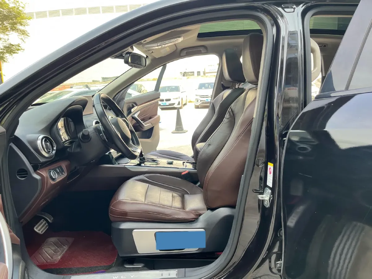 2017 WEY VV7 2.0T 234HP L4 7DCT,autocango,china used car exporter,china ev exporter,chinese used car exporter,chinese used ev exporter