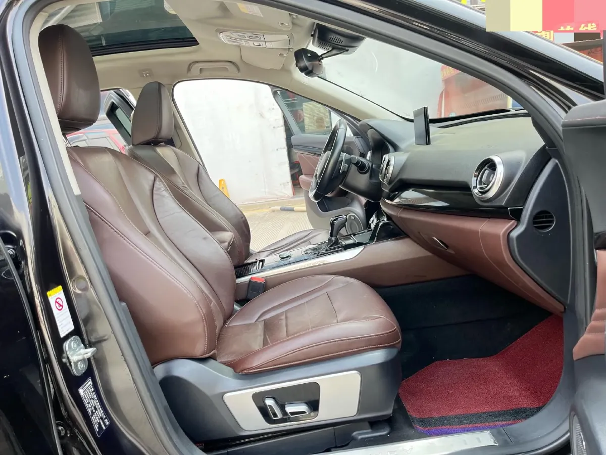 2017 WEY VV7 2.0T 234HP L4 7DCT,autocango,china used car exporter,china ev exporter,chinese used car exporter,chinese used ev exporter