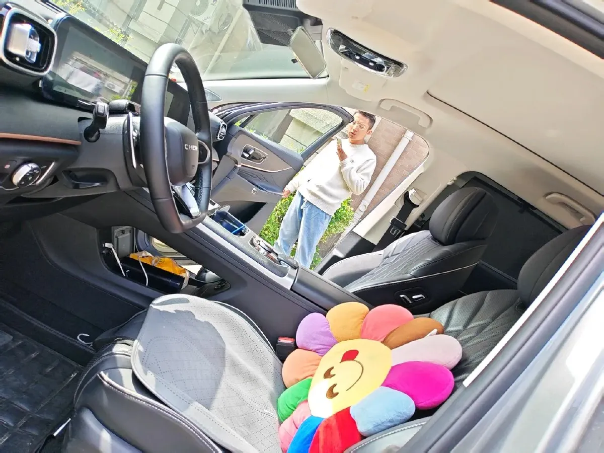 2023 Chery Tiggo 9 2.0T 261HP L4 7DCT,autocango,china used car exporter,china ev exporter,chinese used car exporter,chinese used ev exporter