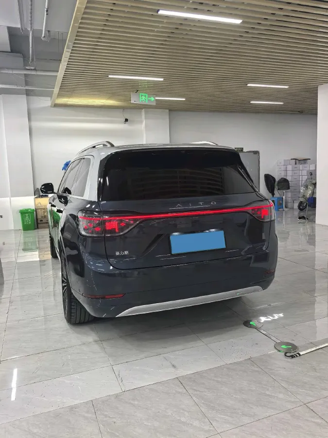 2024 AITO AITO M9 1.5T 152HP L4 REEV 52KWH,autocango,china used car exporter,china ev exporter,chinese used car exporter,chinese used ev exporter