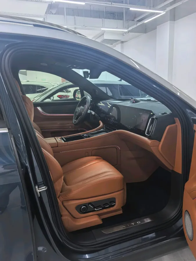 2024 AITO AITO M9 1.5T 152HP L4 REEV 52KWH,autocango,china used car exporter,china ev exporter,chinese used car exporter,chinese used ev exporter