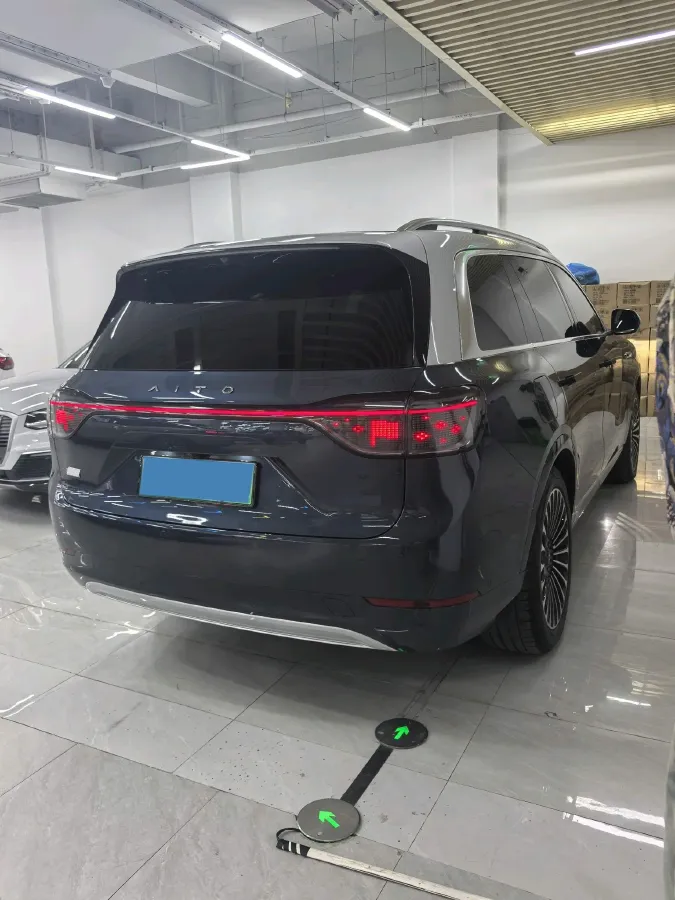 2024 AITO AITO M9 1.5T 152HP L4 REEV 52KWH,autocango,china used car exporter,china ev exporter,chinese used car exporter,chinese used ev exporter