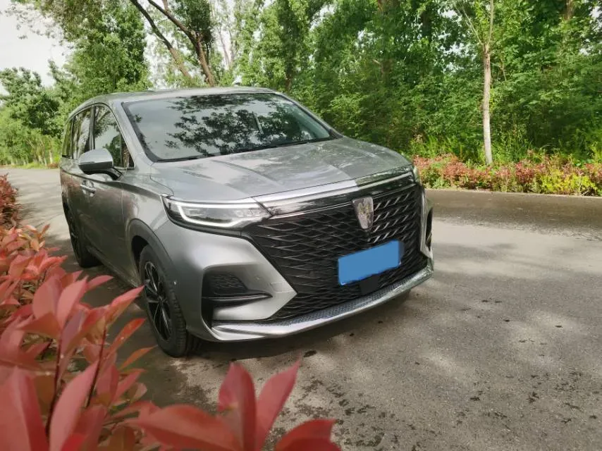 2022 Roewe iMAX8 2.0T 234HP L4 8AT,autocango,china used car exporter,china ev exporter,chinese used car exporter,chinese used ev exporter