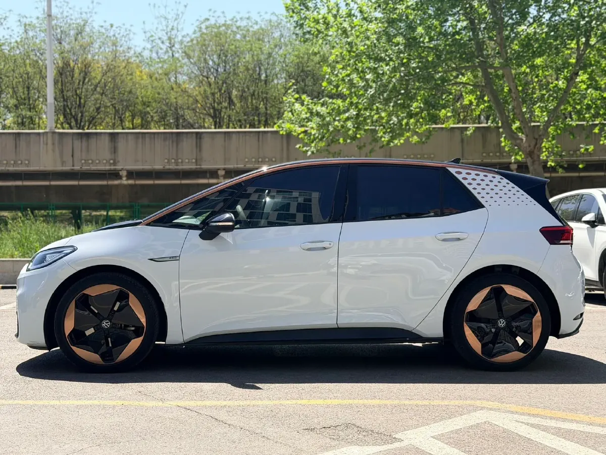 2021 Volkswagen ID.3 BEV 57.3KWH,autocango,china used car exporter,china ev exporter,chinese used car exporter,chinese used ev exporter