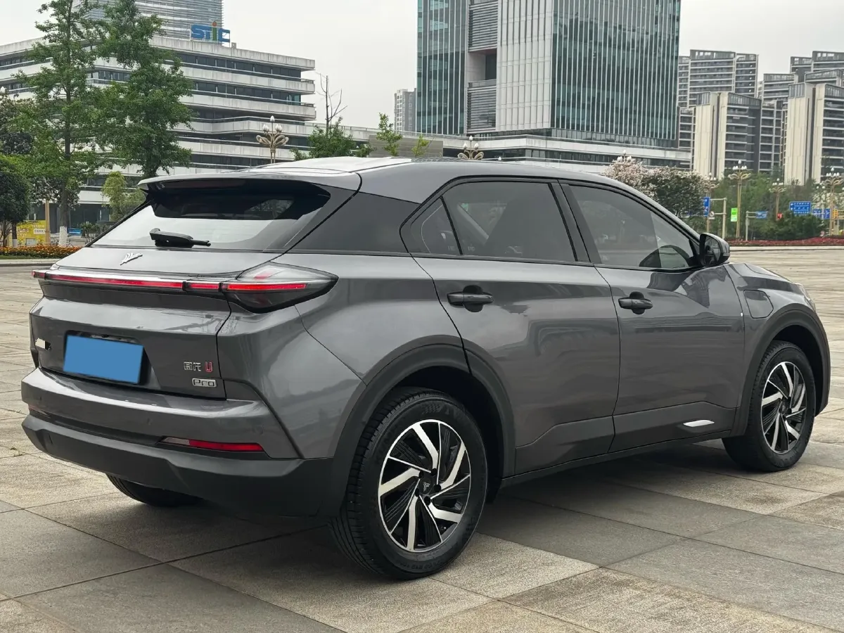2022 GAC Trumpchi GS3 1.5T 169HP L4 6AT,autocango,china used car exporter,china ev exporter,chinese used car exporter,chinese used ev exporter