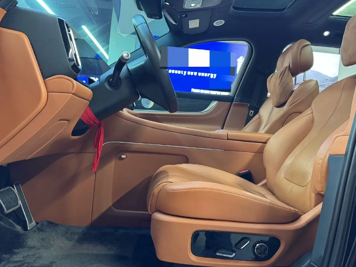 2024 AITO AITO M9 1.5T 152HP L4 REEV 42KWH,autocango,china used car exporter,china ev exporter,chinese used car exporter,chinese used ev exporter