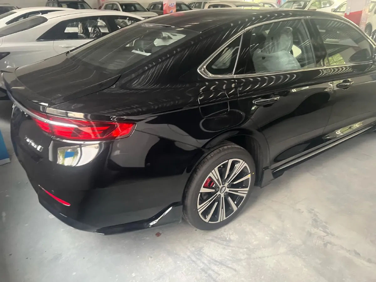 2026 Geely Preface 1.5T 181HP L4 7DCT,autocango,china used car exporter,china ev exporter,chinese used car exporter,chinese used ev exporter