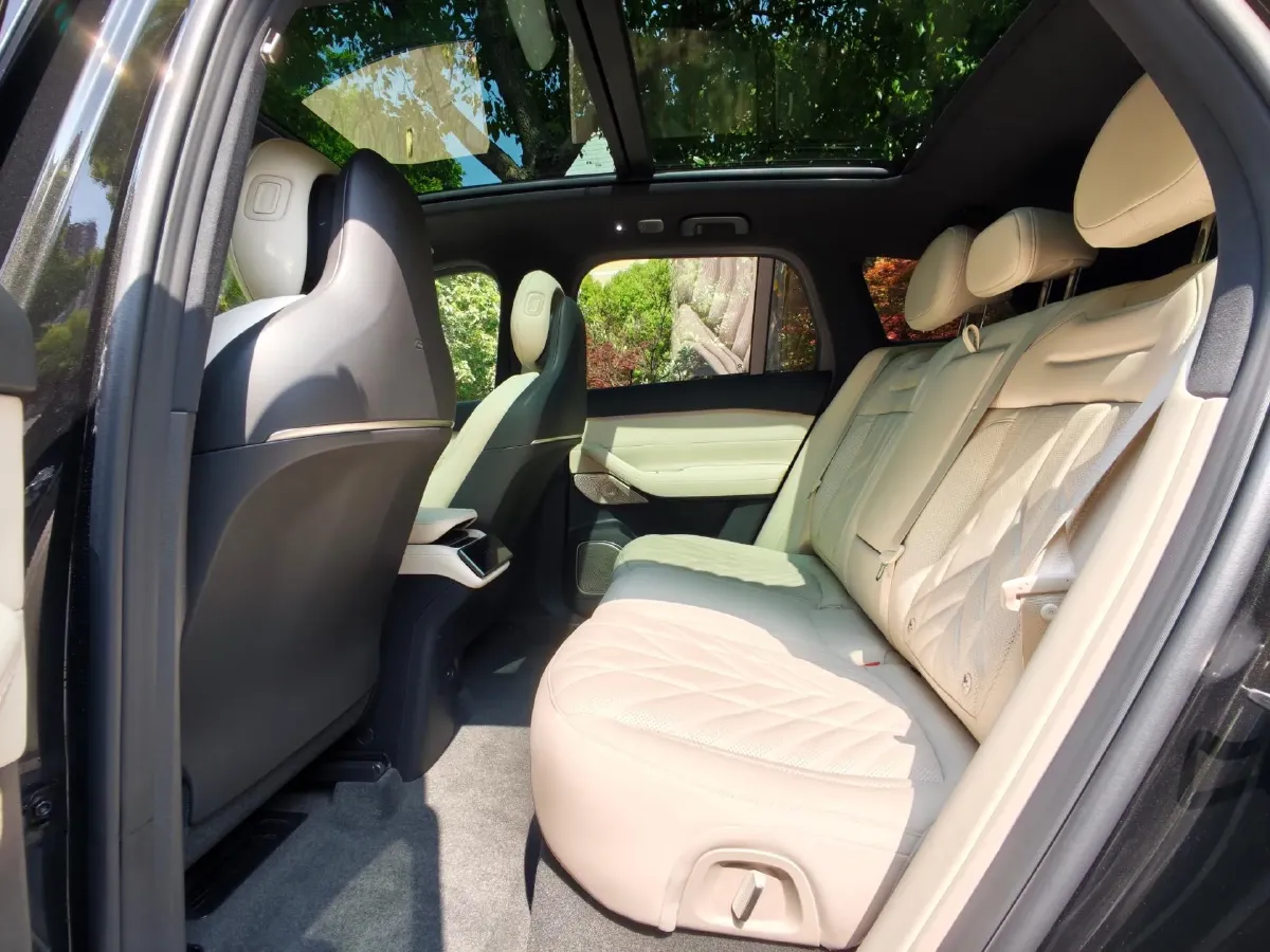 2025 NIO ES6 BEV,autocango,china used car exporter,china ev exporter,chinese used car exporter,chinese used ev exporter