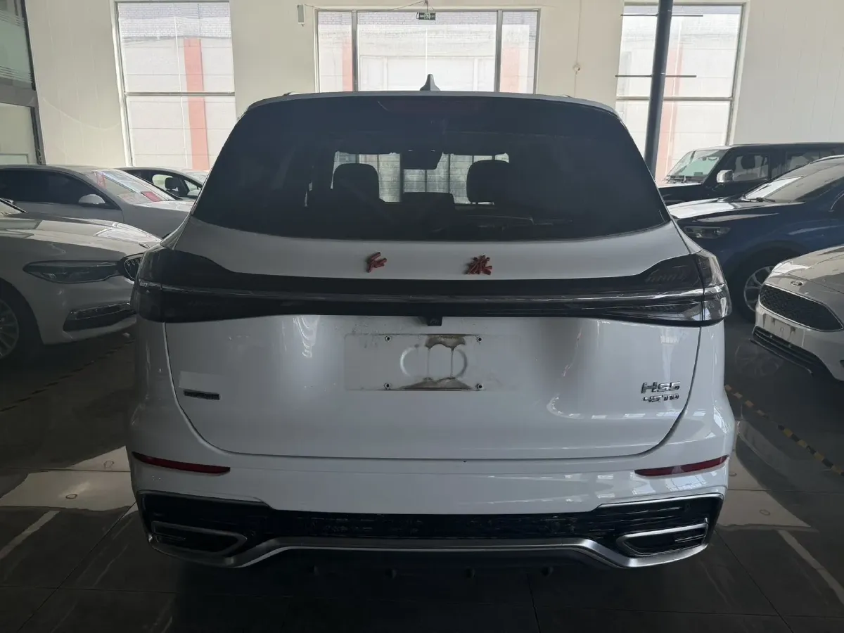 2025 HongQi HS5 2.0T 252HP L4 8AT,autocango,china used car exporter,china ev exporter,chinese used car exporter,chinese used ev exporter