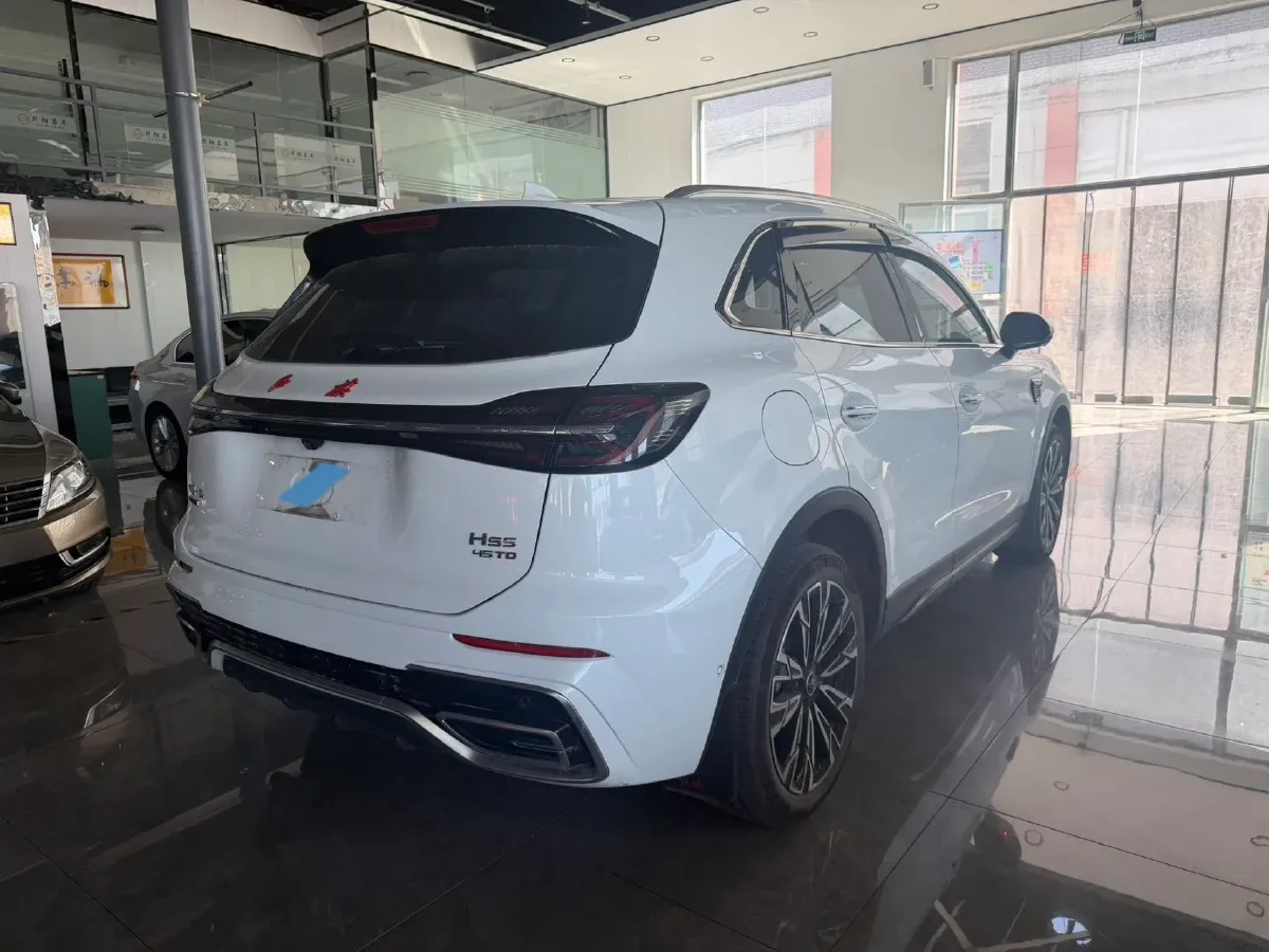 2025 HongQi HS5 2.0T 252HP L4 8AT,autocango,china used car exporter,china ev exporter,chinese used car exporter,chinese used ev exporter