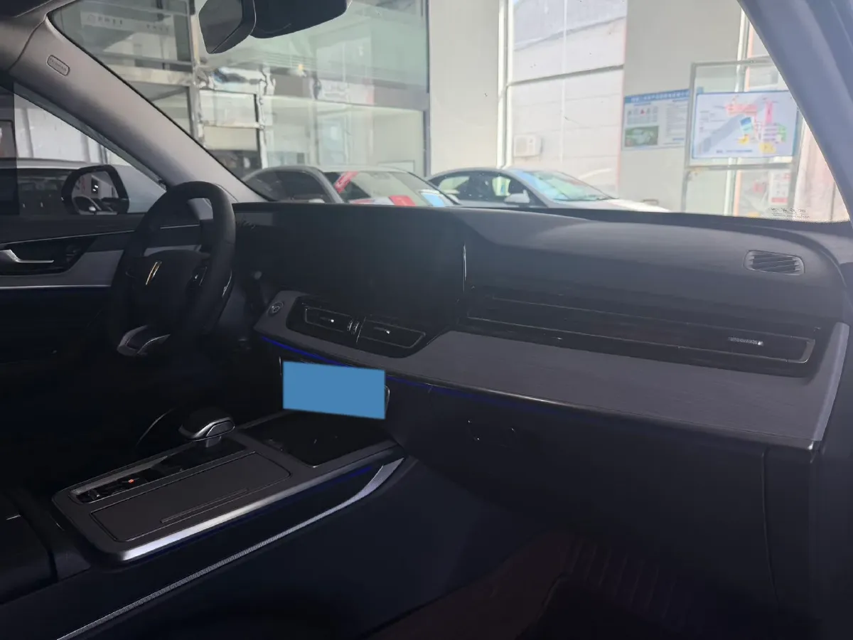 2025 HongQi HS5 2.0T 252HP L4 8AT,autocango,china used car exporter,china ev exporter,chinese used car exporter,chinese used ev exporter